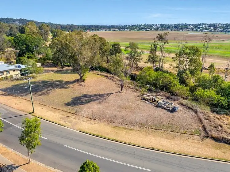 23 Bergins Hill Road, Bundamba QLD 4304