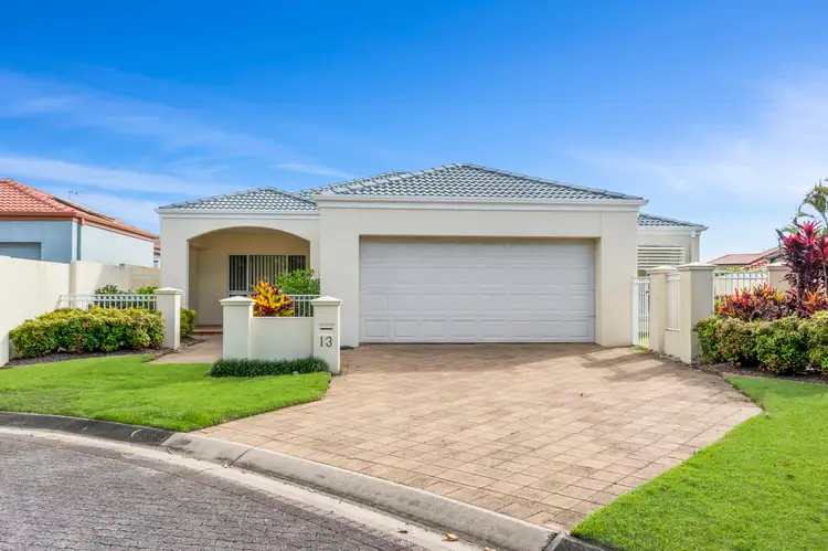 13 Moonraker Street, Clear Island Waters QLD 4226