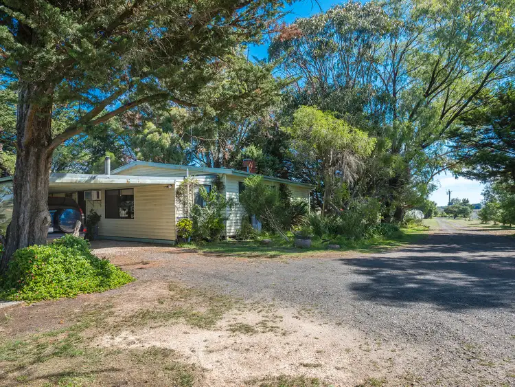 Second view of Homely house listing, 86 Redesdale road, Kyneton VIC 3444