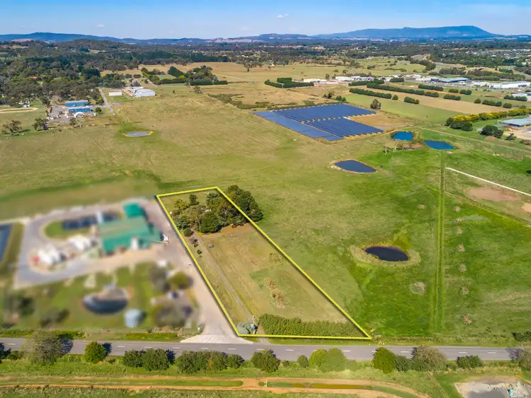 Third view of Homely house listing, 86 Redesdale road, Kyneton VIC 3444