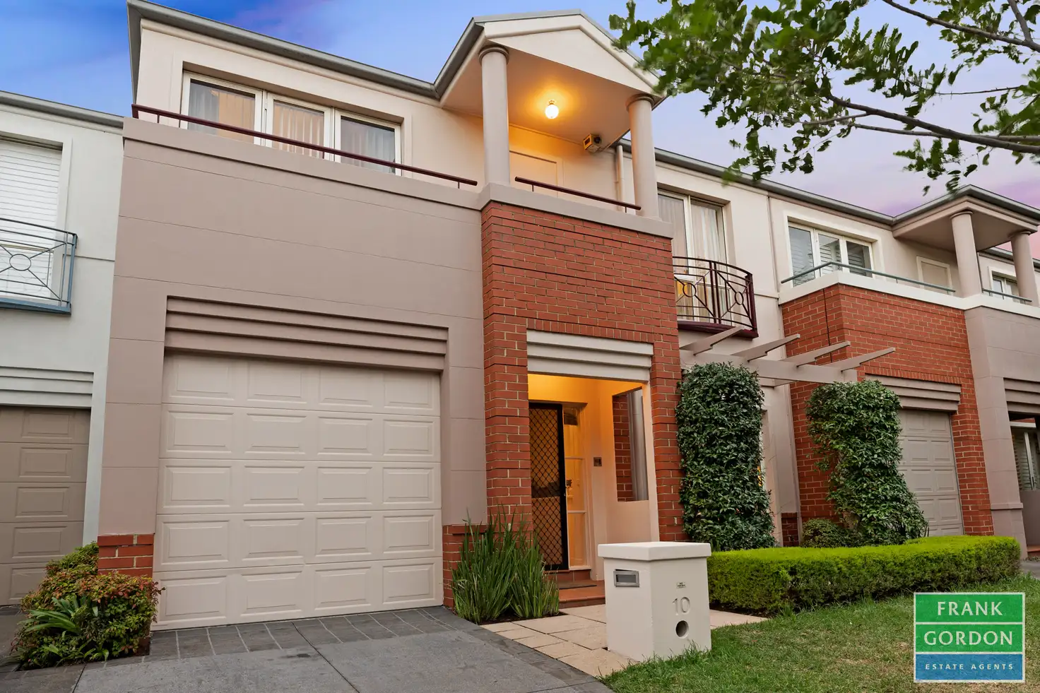 Main view of Homely house listing, 10 Canberra Parade, Port Melbourne VIC 3207