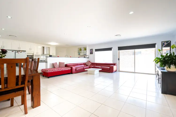 Seventh view of Homely house listing, 30 Gillmartin Drive, Griffith NSW 2680