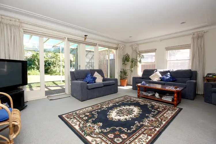 28 Harslett Crescent