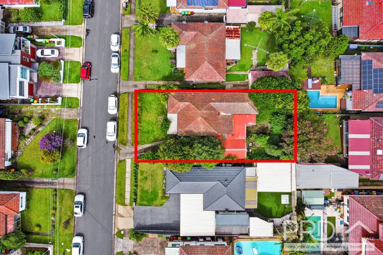 12 Tournay Street, Peakhurst NSW 2210
