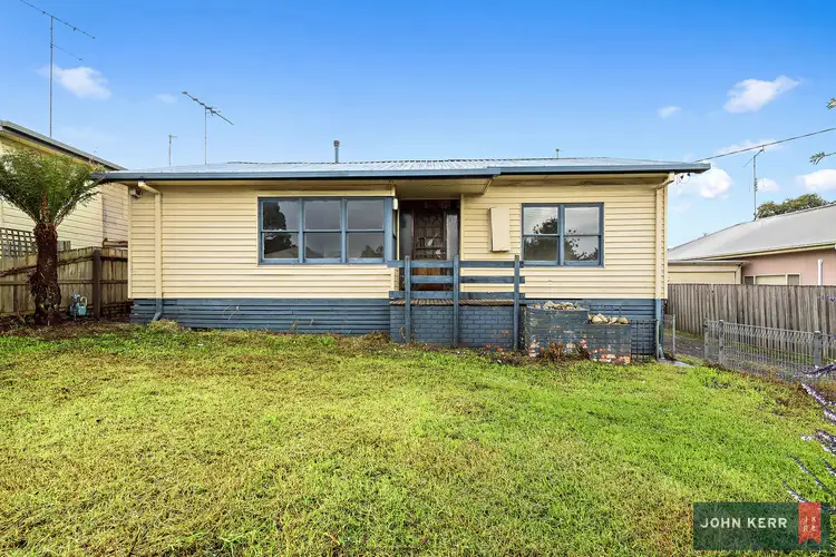 27 Cross Street, Newborough VIC 3825