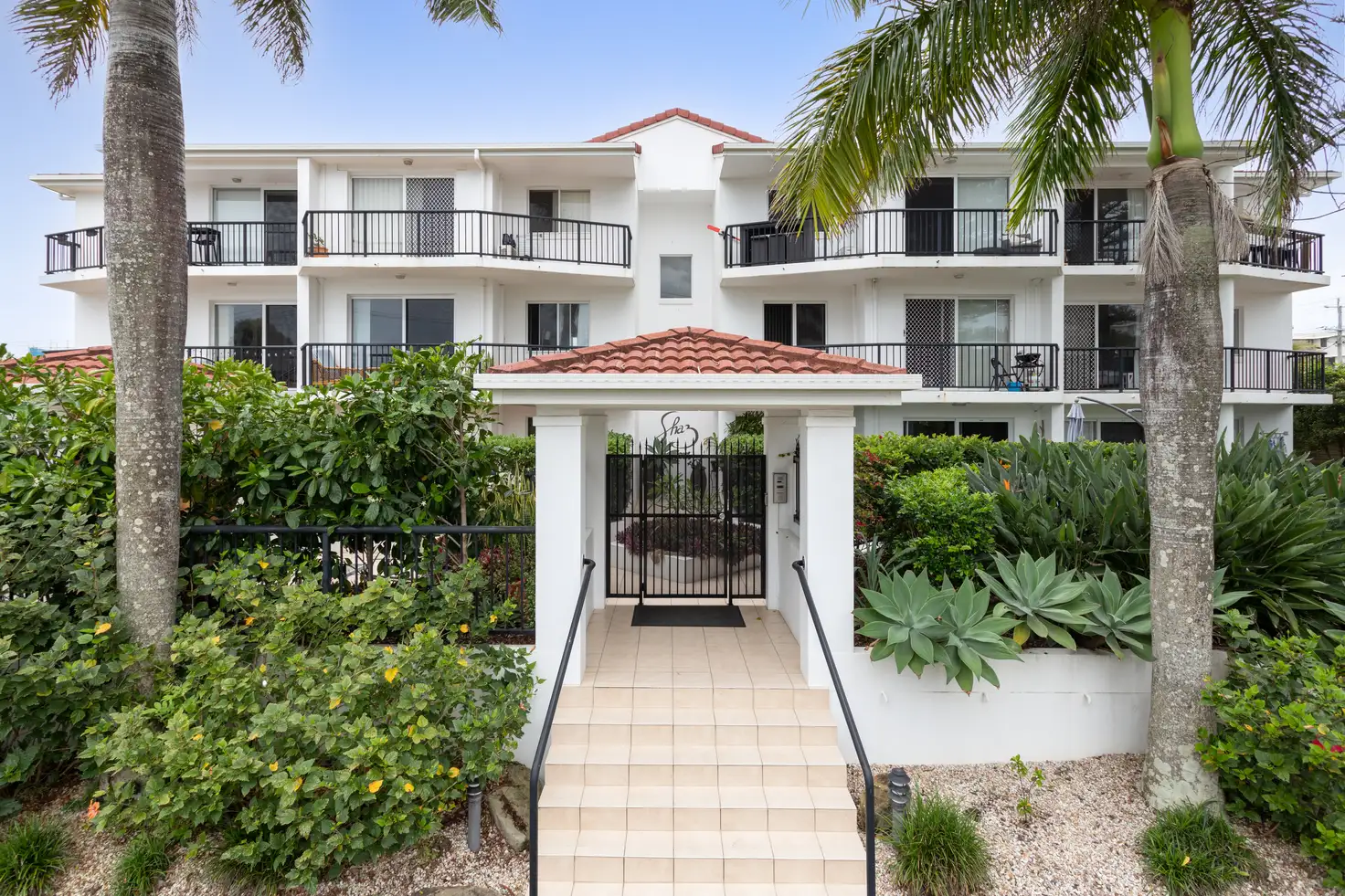 Main view of Homely apartment listing, 18/15 Surf Street, Mermaid Beach QLD 4218