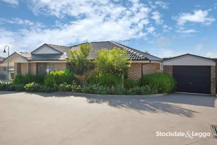 4/30 Tuscany Rise, Pakenham VIC 3810