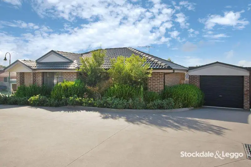 Main view of Homely house listing, 4/30 Tuscany Rise, Pakenham VIC 3810