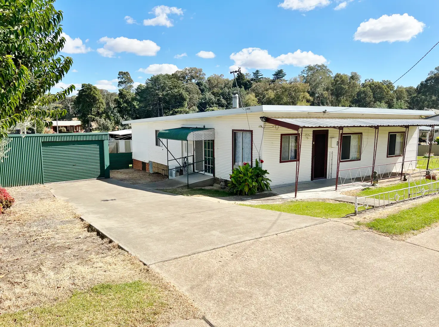 Main view of Homely house listing, 2 Blackett Avenue, Young NSW 2594