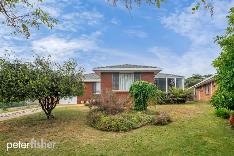12 Mangowa Close, Orange NSW 2800