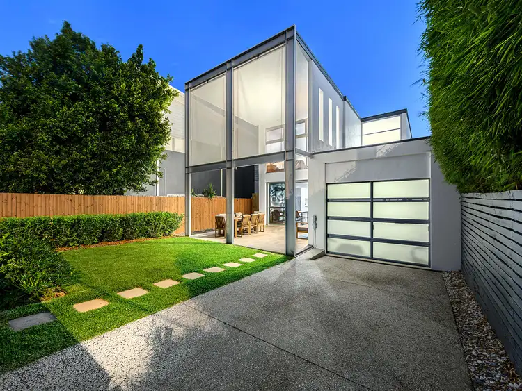 48 King Arthur Terrace, Tennyson QLD 4105