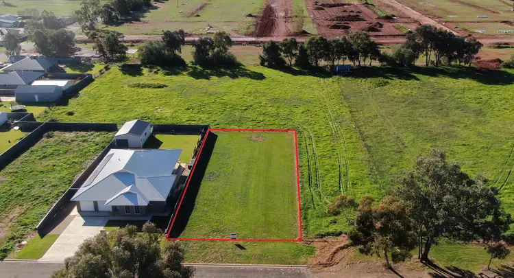 195 Kitchener Road, Temora NSW 2666