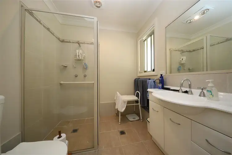 Sixth view of Homely house listing, 3 Chisholm Place, Tumut NSW 2720