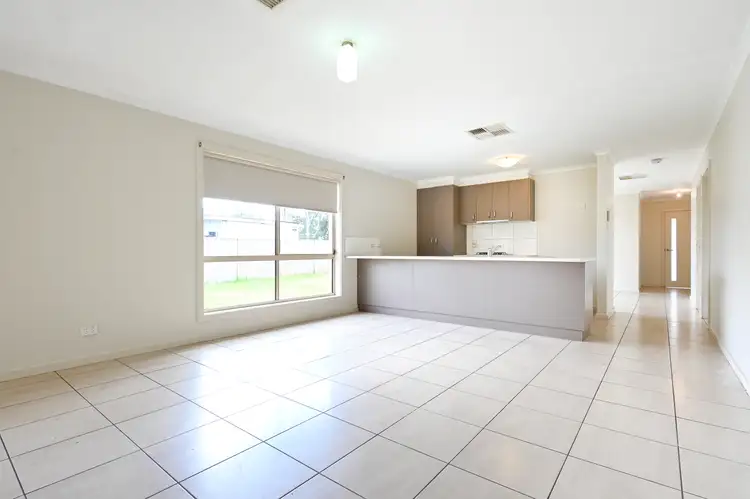 Fifth view of Homely house listing, 10 Spence Road, Griffith NSW 2680