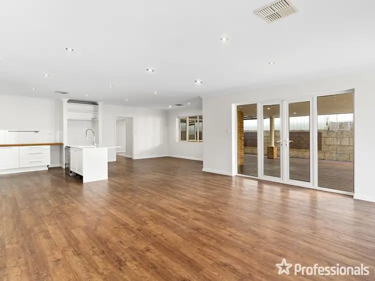 Fourth view of Homely house listing, 39 Usher Meander, Baldivis WA 6171