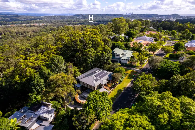 7 Forest Drive, Elanora QLD 4221