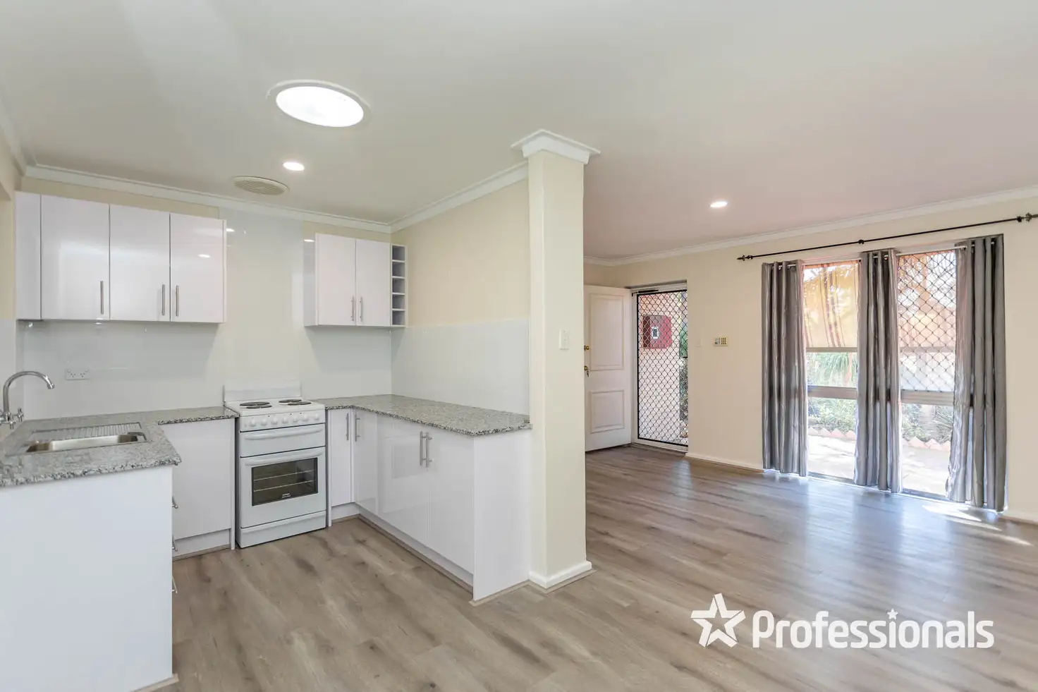 Main view of Homely house listing, 40 Grovelands Drive, Camillo WA 6111