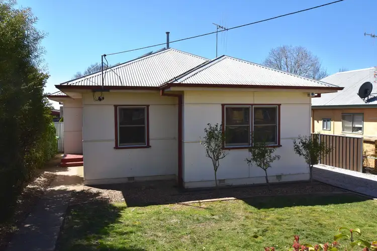 9 Olver Street, Orange NSW 2800