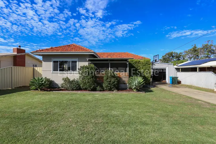 Second view of Homely house listing, 6 Morton Way, Nulsen WA 6450