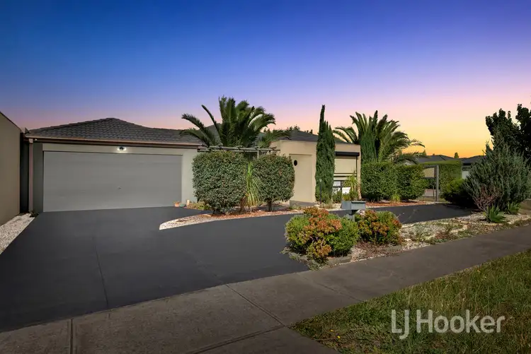 Second view of Homely house listing, 7 Erskine Way, Melton West VIC 3337