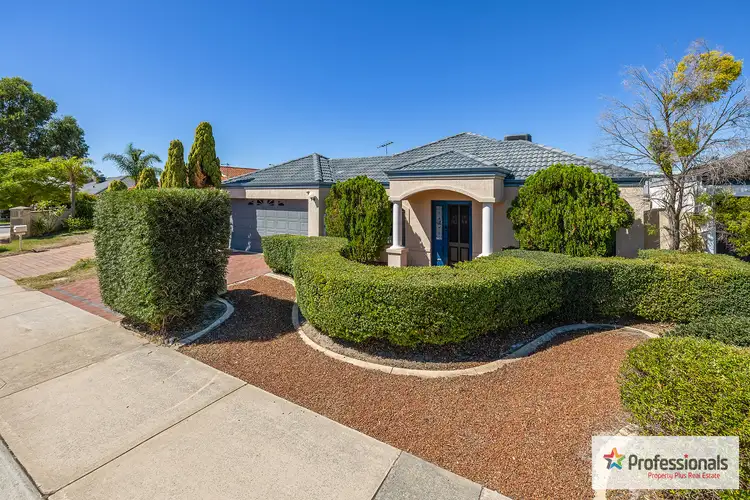 4 Greenland Boulevard, Canning Vale WA 6155