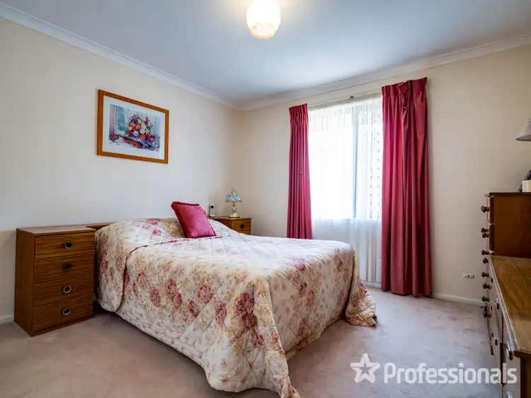 Second view of Homely house listing, U4/11 Noranda Place, Noranda WA 6062