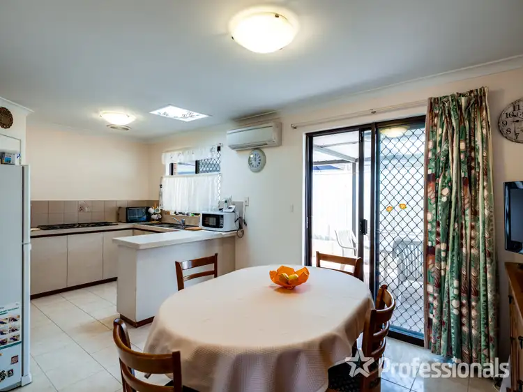 Seventh view of Homely house listing, U4/11 Noranda Place, Noranda WA 6062
