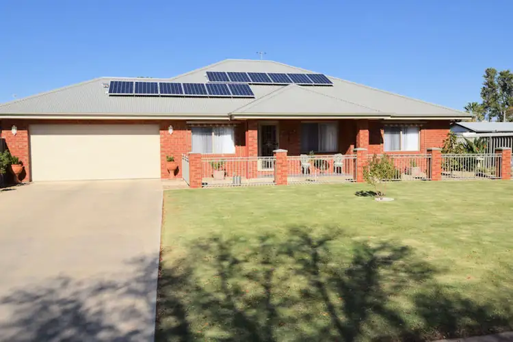 58 DECIMUS STREET, Deniliquin NSW 2710