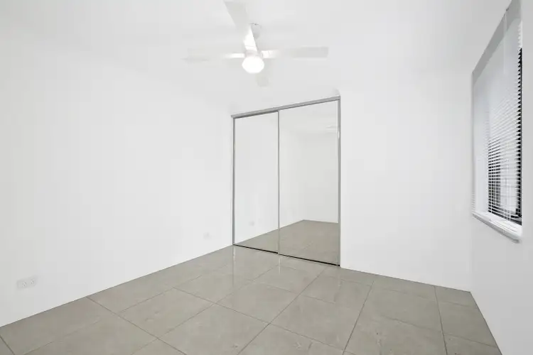 Fourth view of Homely apartment listing, 1/206 Surf Pde, Broadbeach QLD 4218