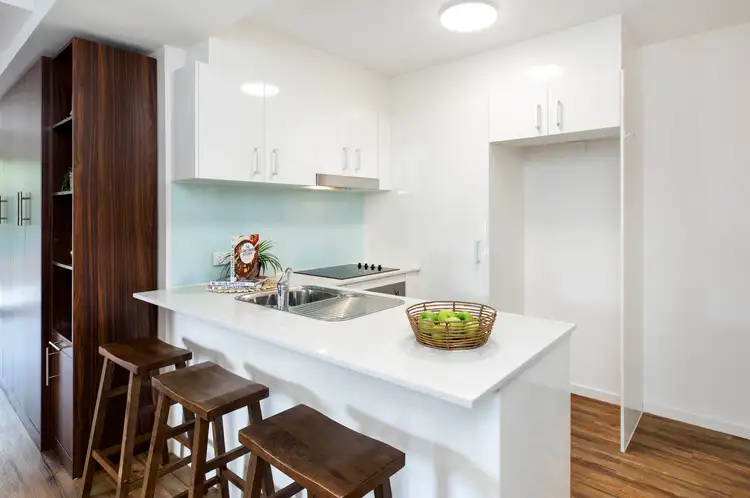 Sixth view of Homely apartment listing, 8/45-51 Regent Street, Woolloongabba QLD 4102