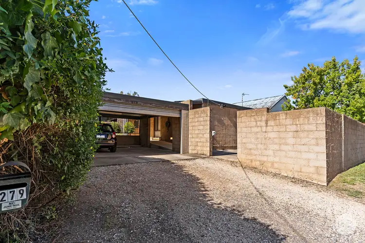 279 Allingham Street, Kangaroo Flat VIC 3555