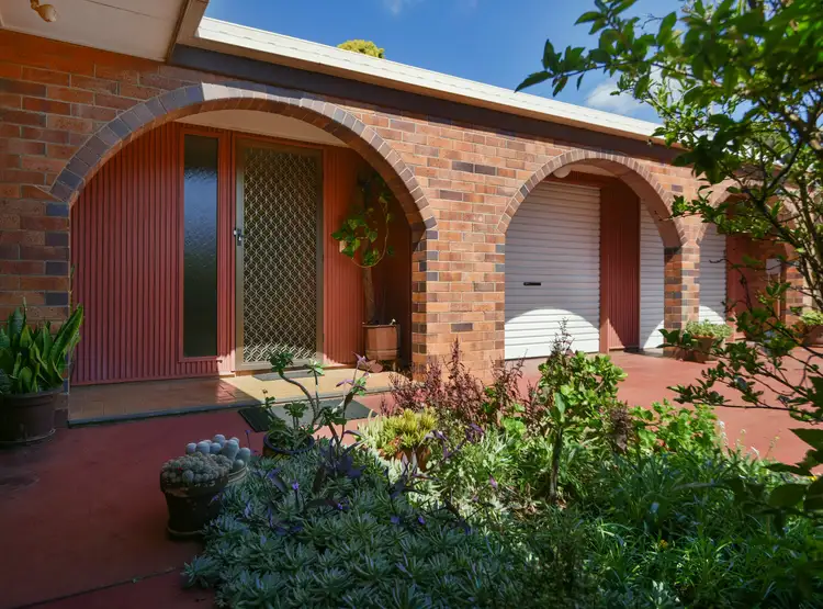 48 Skehan Street, Centenary Heights QLD 4350