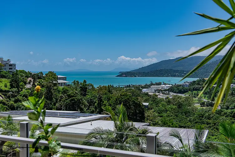 61/15 Flame Tree Court, Airlie Beach QLD 4802
