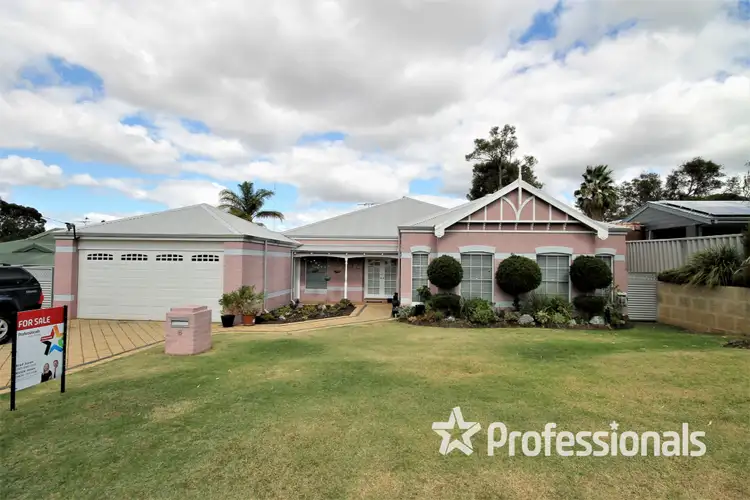 Second view of Homely house listing, 6 Whatman Way, Australind WA 6233