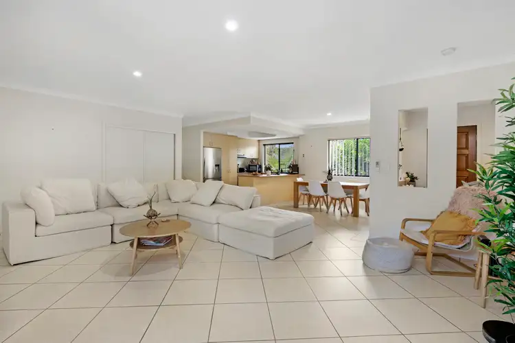 2/17 Eugenia Circuit, Robina QLD 4226