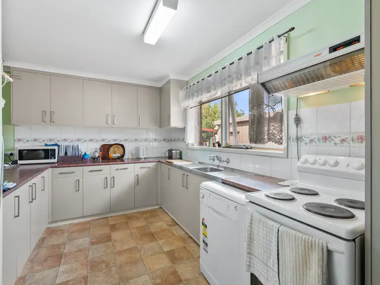 Fifth view of Homely house listing, 76 Coish Avenue, Benalla VIC 3672