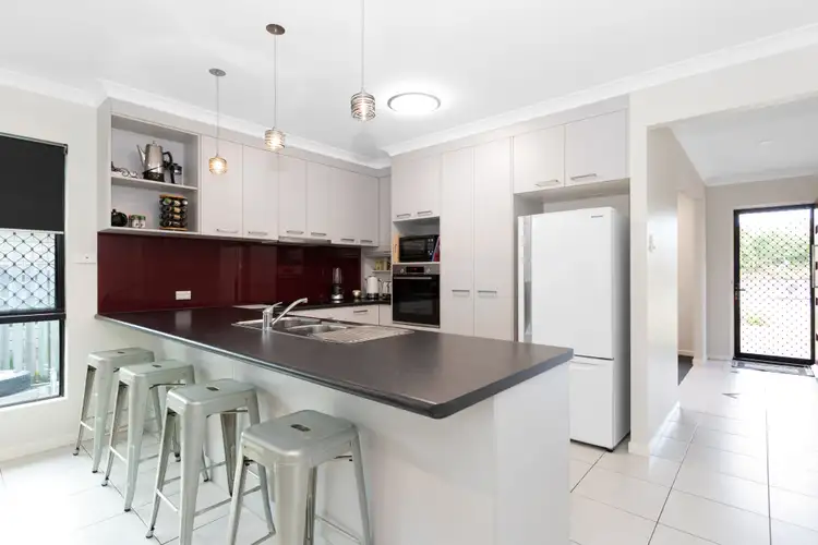 22 Townsend Street, Bucasia QLD 4750