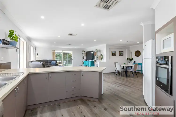 Fourth view of Homely house listing, 17 Edgehill Walk, Piara Waters WA 6112
