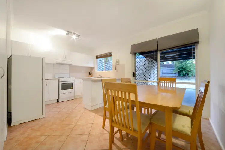3/11 Island Drive, Cannonvale QLD 4802