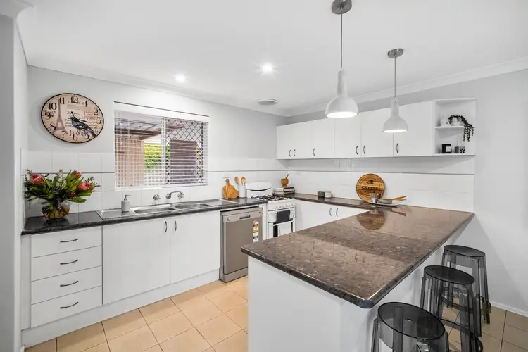 34 Dalwood Road, Swan View WA 6056