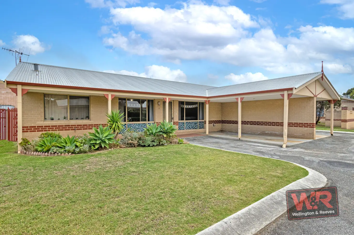 Main view of Homely unit listing, Unit 8, 9 Bluff Street, Mira Mar WA 6330