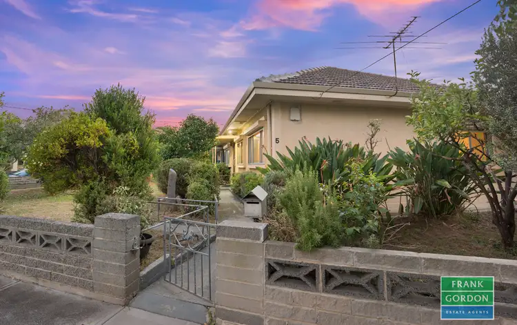 Second view of Homely house listing, 5 Lind Avenue, Port Melbourne VIC 3207