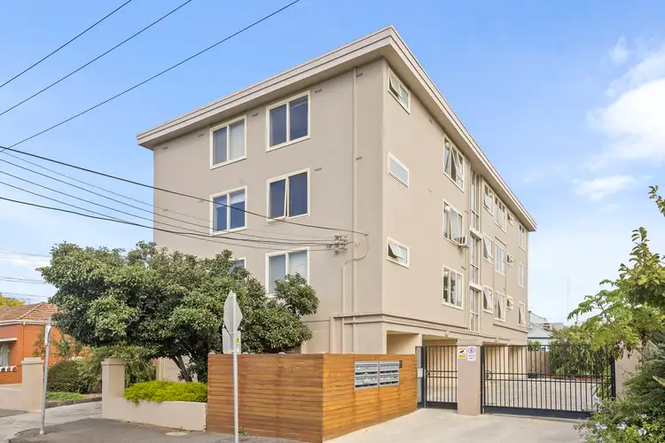 5/15 Decarle Street, Brunswick VIC 3056