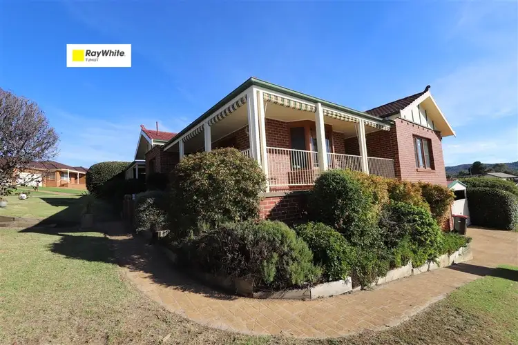 1 Coolamine Circuit, Tumut NSW 2720
