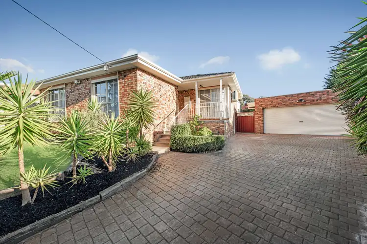 Second view of Homely house listing, 4 Mackinnon Court, Attwood VIC 3049