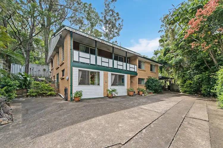 1 Fallbrook Street, Kenmore QLD 4069
