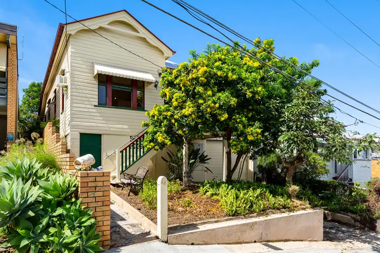 24 Chester Street, Highgate Hill QLD 4101