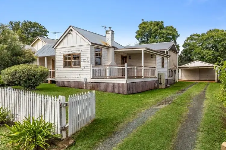 172 South Street, Centenary Heights QLD 4350