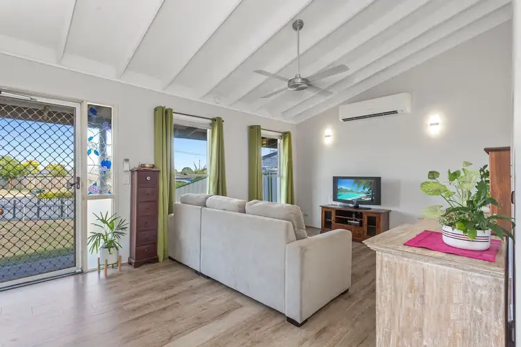Sixth view of Homely house listing, 10 Quandong Street, Crestmead QLD 4132