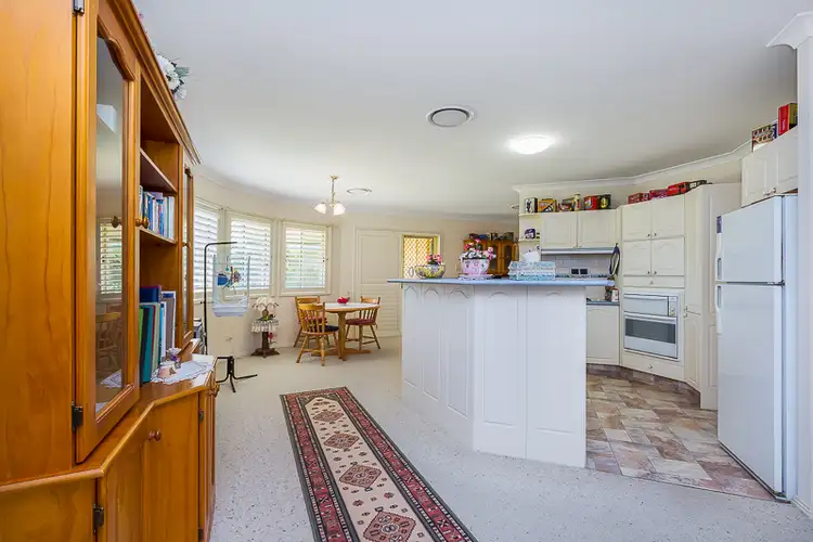 Fourth view of Homely house listing, 5 Renee Close, Lake Haven NSW 2263